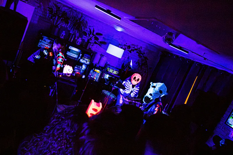 Little Window @ The Flat Top. Photo by Marlowe Sunshine